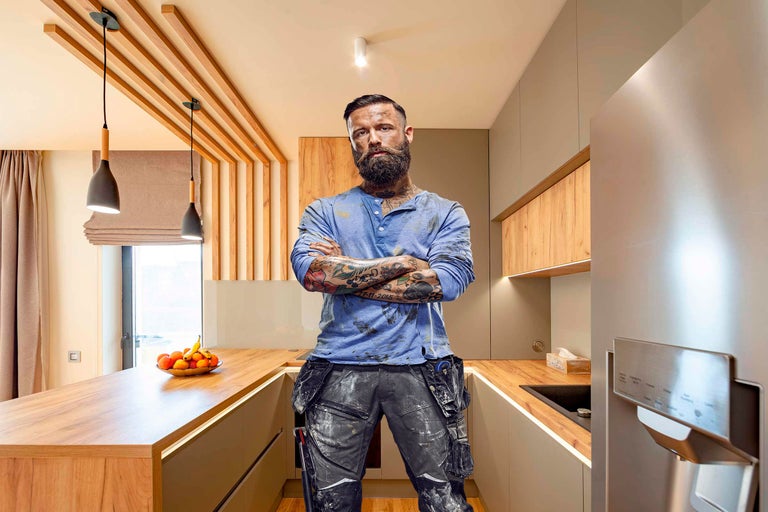 Spațiu de bucătărie renovat cu un artizan