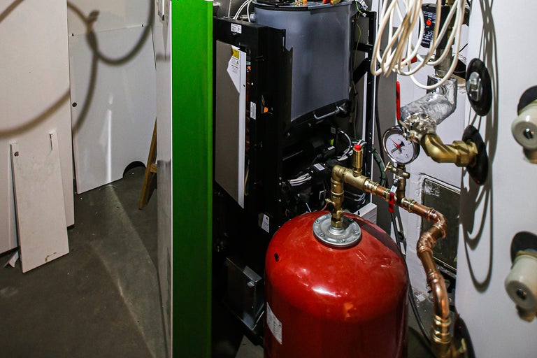 Ce rol au vasele de expansiune în instalația casei?