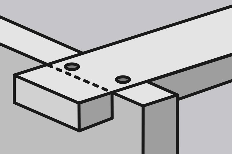 Construcție din lemn cu găuri pentru șuruburi