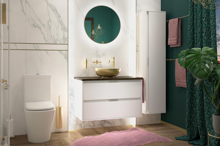 Baie modernă cu toaletă, dulap de bază pentru lavoar, lavoar așezat și oglindă