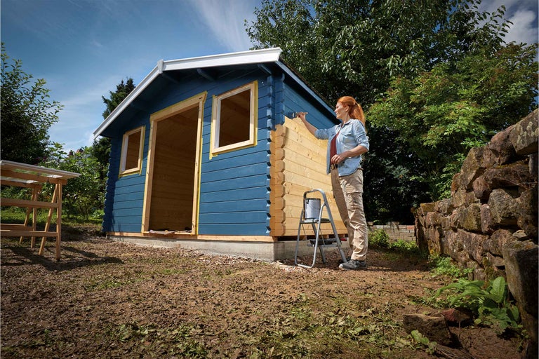 Vopsirea căsuței de grădină