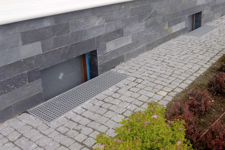 Instalarea unei fântâni de lumină