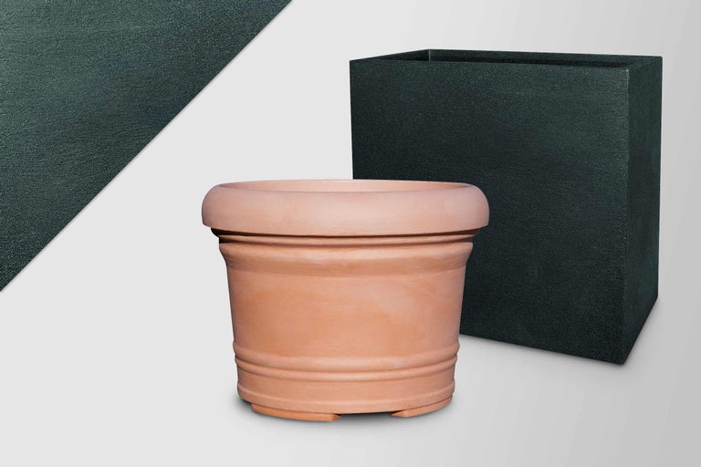 Ghiveci de flori din teracotă și jardinieră pătrată