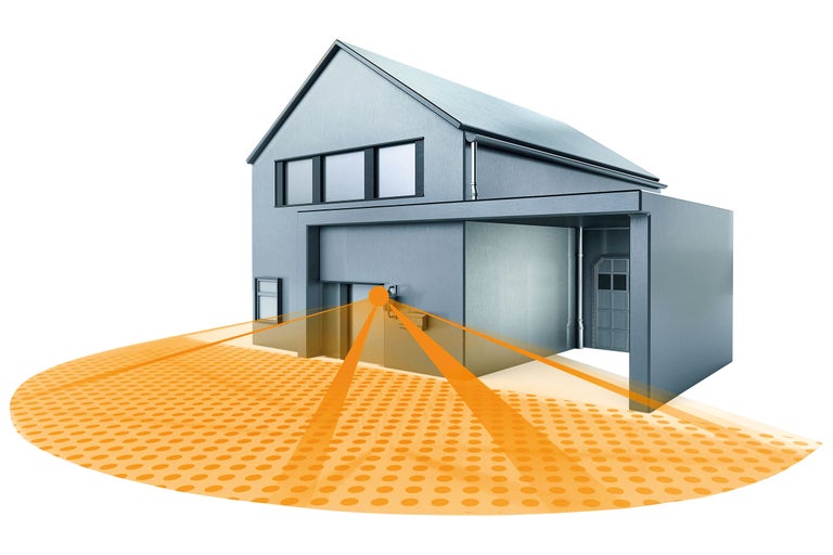 Casă cu senzor de mișcare pentru iluminat exterior