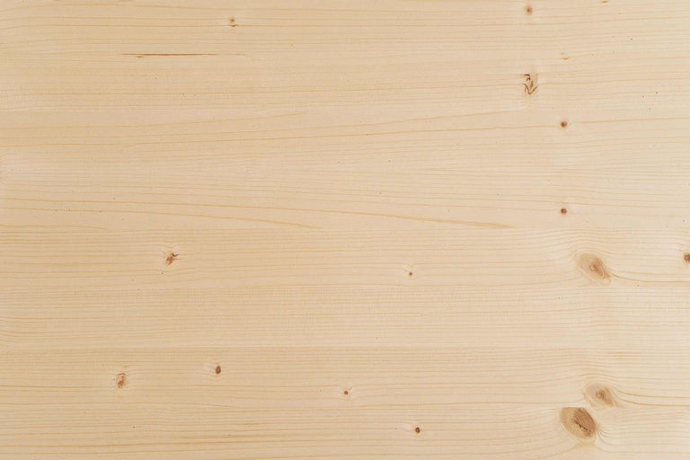 Placă de lemn cu granulație și noduri