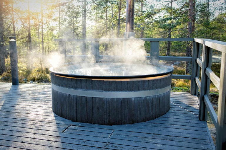 Instalarea jacuzzi-ului pentru exterior