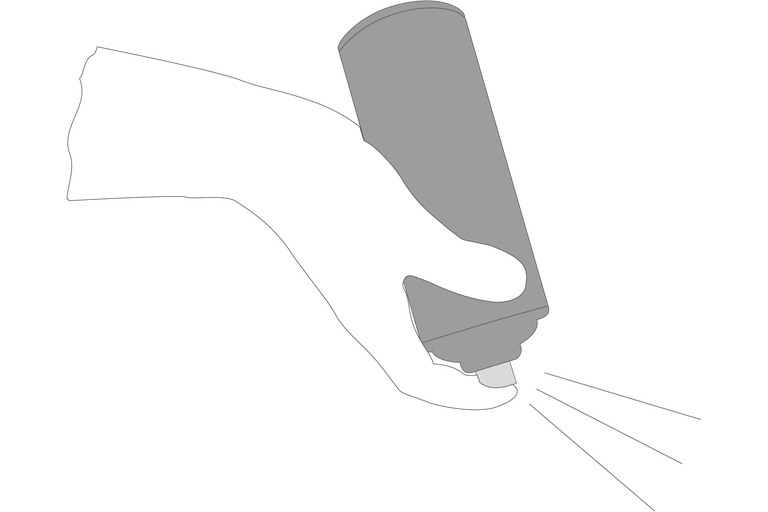 Mână ținând recipient cu aerosoli