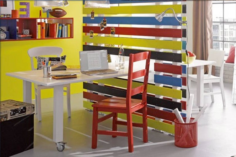 Cum să construiți o masă cu perete despărțitor