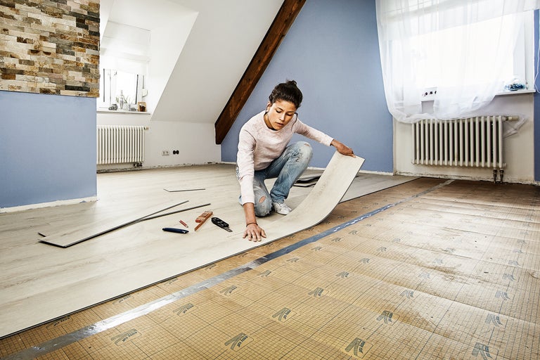 Montarea pardoselilor din vinil prin fixare click. Ghid pas cu pas
