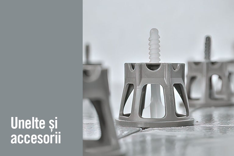 Sistem de nivelare a plăcilor pentru montarea plăcilor