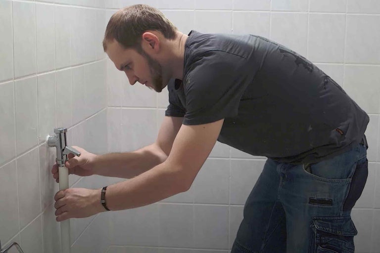 Schimbarea robinetului de spălare cu un rezervor. Ghid pas cu pas