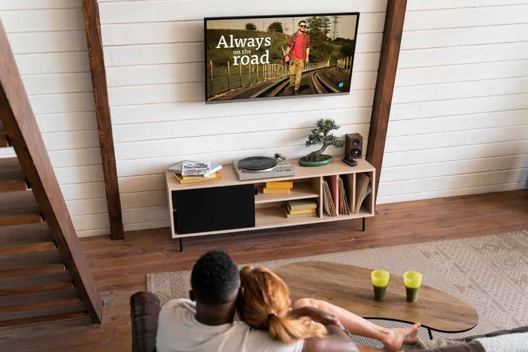 Amenajarea peretelui TV - Ghid complet pentru montarea și decorarea televizorului