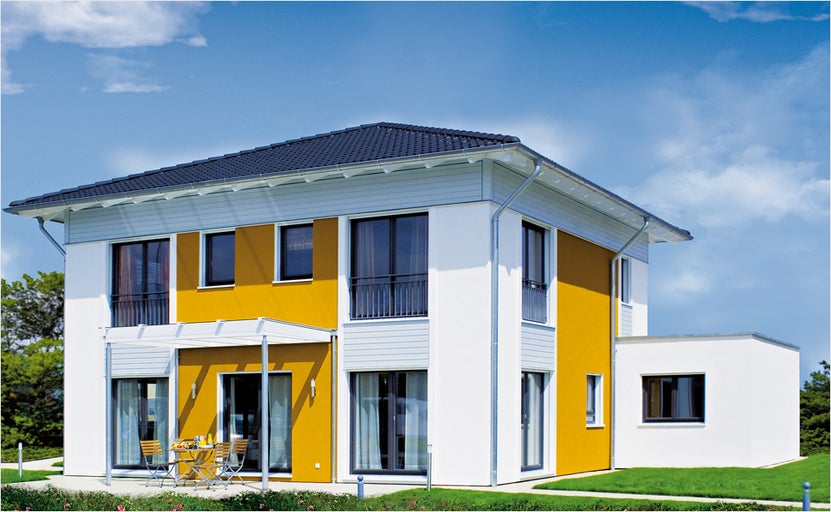 Casă bifamilială cu terasă și grădină