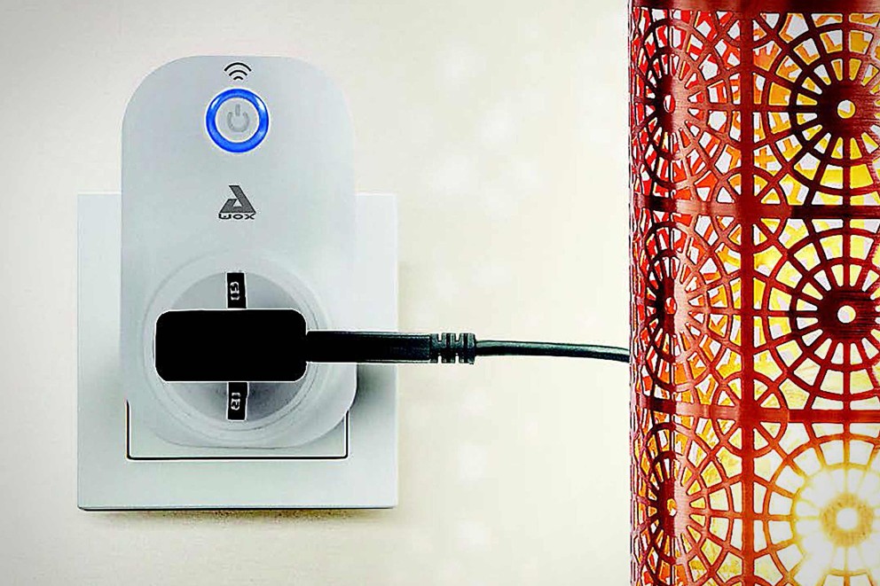 Priza inteligenta Eglo Crosslink Plug Priza inteligenta Eglo Crosslink Plug