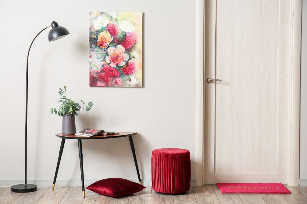 Iluminatul holului apartamentului si casei cum se face iluminarea holului in functie de tipul sau Hol, decoratiuni, lampa, mobilier