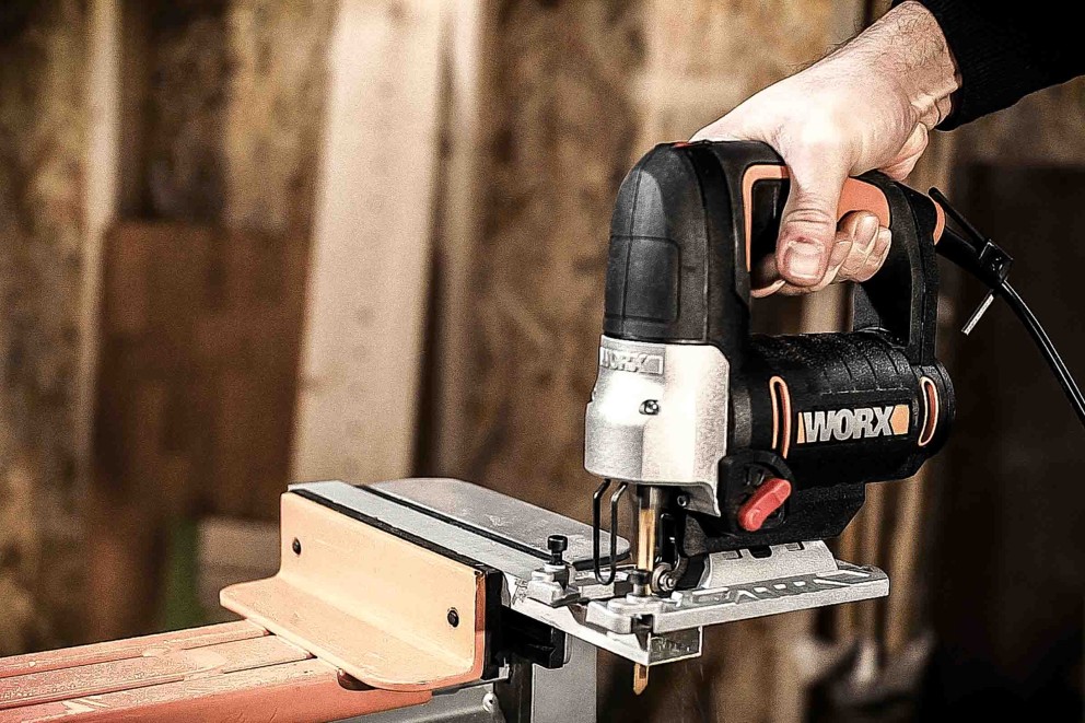 Fierastraie pendulare la Hornbach Fierastraie pendulare la Hornbach