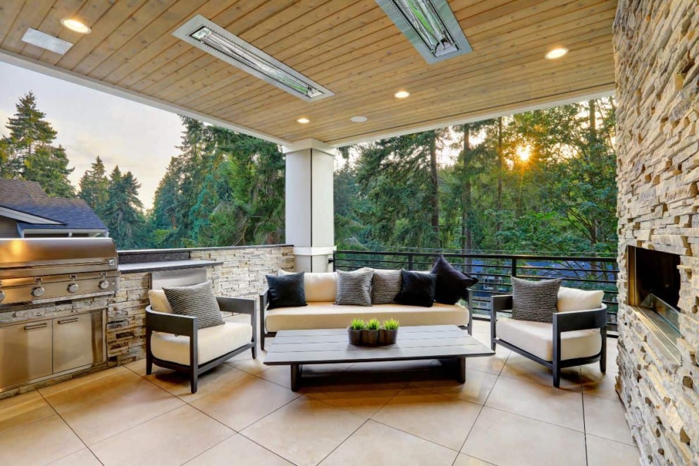 Iluminatul terasei de exterior idei sfaturi si recomandari Casa terasa acoperita mobilier gratar semineu decoratiuni spoturi Iluminatul terasei de exterior idei sfaturi si recomandari Casa terasa acoperita mobilier gratar semineu decoratiuni spoturi