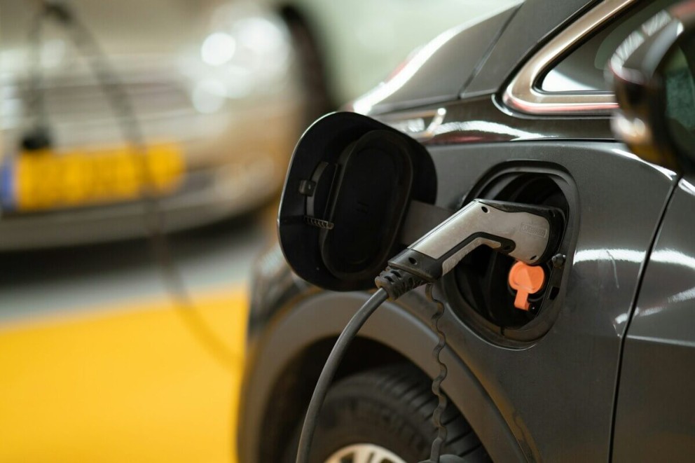 2. Montare stație încărcare electrică. Priză încărcare auto acasă avantajele stației proprii + ce presupune montajul (1) 2. Montare stație încărcare electrică. Priză încărcare auto acasă avantajele stației proprii + ce presupune montajul (1)