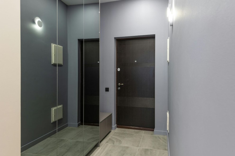 Iluminatul holului apartamentului si casei cum se face iluminarea holului in functie de tipul sau Hol, apartament, corpuri de iluminat