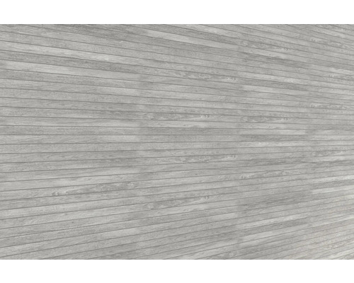 Fațadă din lemn deschis la culoare cu scânduri orizontale