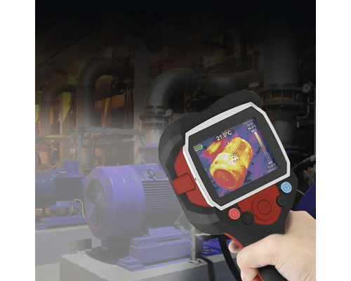 Cameră termică utilizată pentru măsurarea temperaturii unui motor