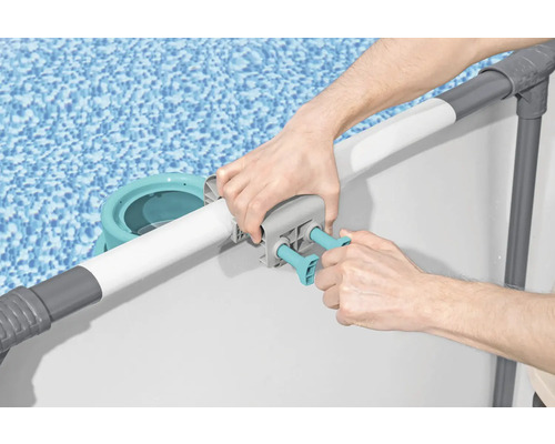 Montarea unui skimmer de piscină pe piscină