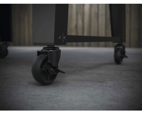 Roată cu frână pe un grătar