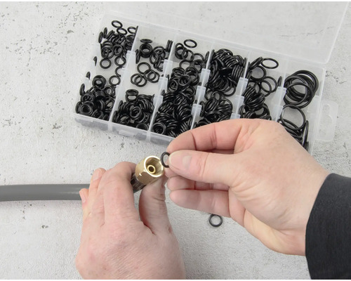 Set de inele O montat pe un racord de furtun