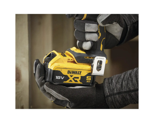 Baterie Dewalt 18 volți 5 amperi oră în detaliu
