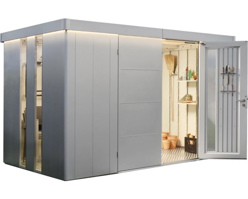 Dulap de grădină cu ușă deschisă, rafturi și unelte de grădinărit