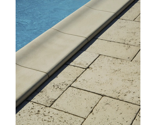 Margine de piscină din piatră cu plăci de piatră