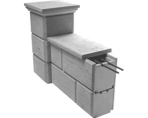 Stâlp de gard din beton cu capac și armătură