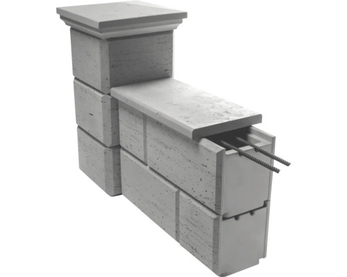 Stâlp de gard din beton cu capac și armătură