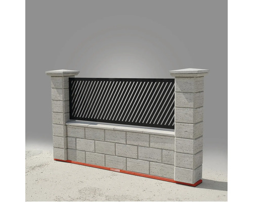 Gard din beton cu elemente metalice