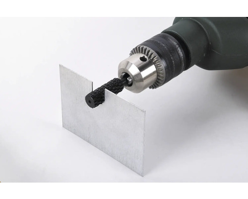 Mașină de găurit cu disc de debavurare pentru metal