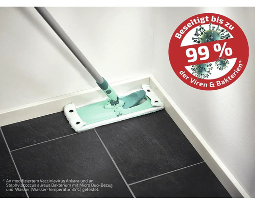 Mop pe podea de gresie cu informații despre eliminarea a 99% din viruși și bacterii