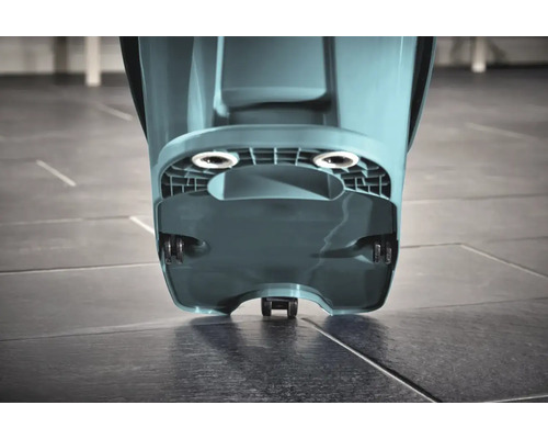 Vedere de jos a unei mături albastre cu role