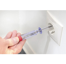 Verificator de tensiune în priză