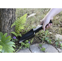 Lopată de grădină utilizată la plantarea în grădină.