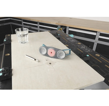 Banc de lucru cu unealtă de șlefuit, pahar și tijă metalică pentru prelucrarea lemnului