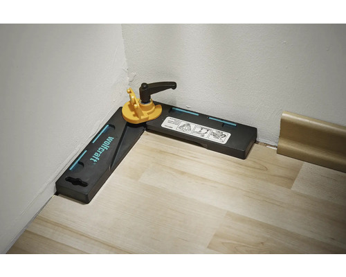 Tăietor de colțuri Wolfcraft pentru ajustarea plintelor în colțuri