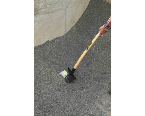 Lopată pentru nivelarea pietrișului