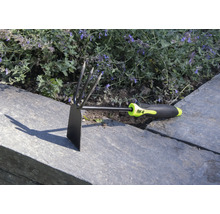 Sapă de grădină cu gheară cu trei dinți și mâner