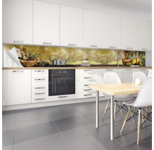 Protecție perete bucătărie cu motiv de măsline în bucătărie modernă