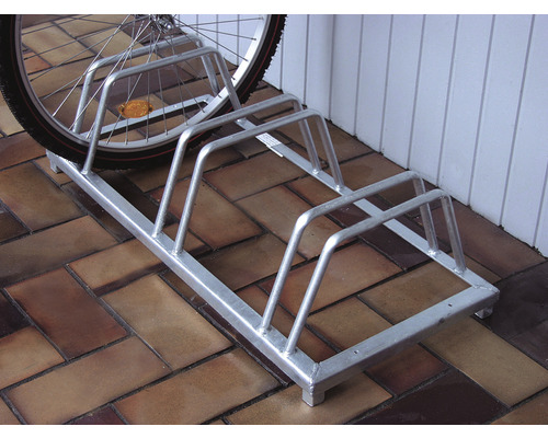 Suport pentru biciclete pentru patru biciclete