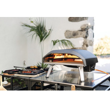Cuptor pizza cu gaz Ooni Koda 16 oțel 63x58 cm argintiu/negru flacără în formă de L și aprindere instantanee cu gaz-thumb-6 Cuptor pizza cu gaz Ooni Koda 16 oțel 63x58 cm argintiu/negru flacără în formă de L și aprindere instantanee cu gaz-thumb-6