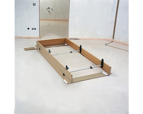 Cadru de podea pentru un duș la nivelul podelei în baie