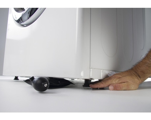 Mașină de spălat cu picioare de nivelare și pene pentru reglare