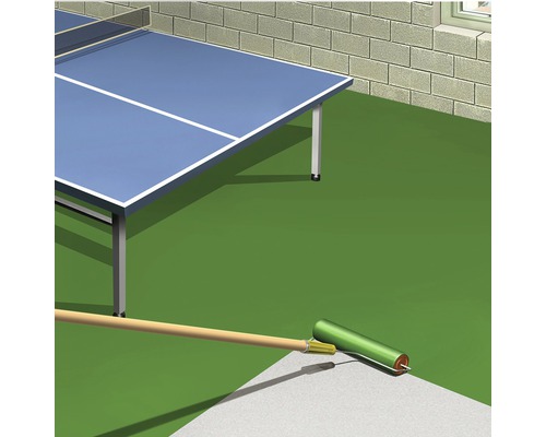 Scenă cu masă de tenis de masă și etanșare a podelei cu trafalet