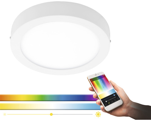 Plafonieră albă cu control prin aplicația de pe smartphone